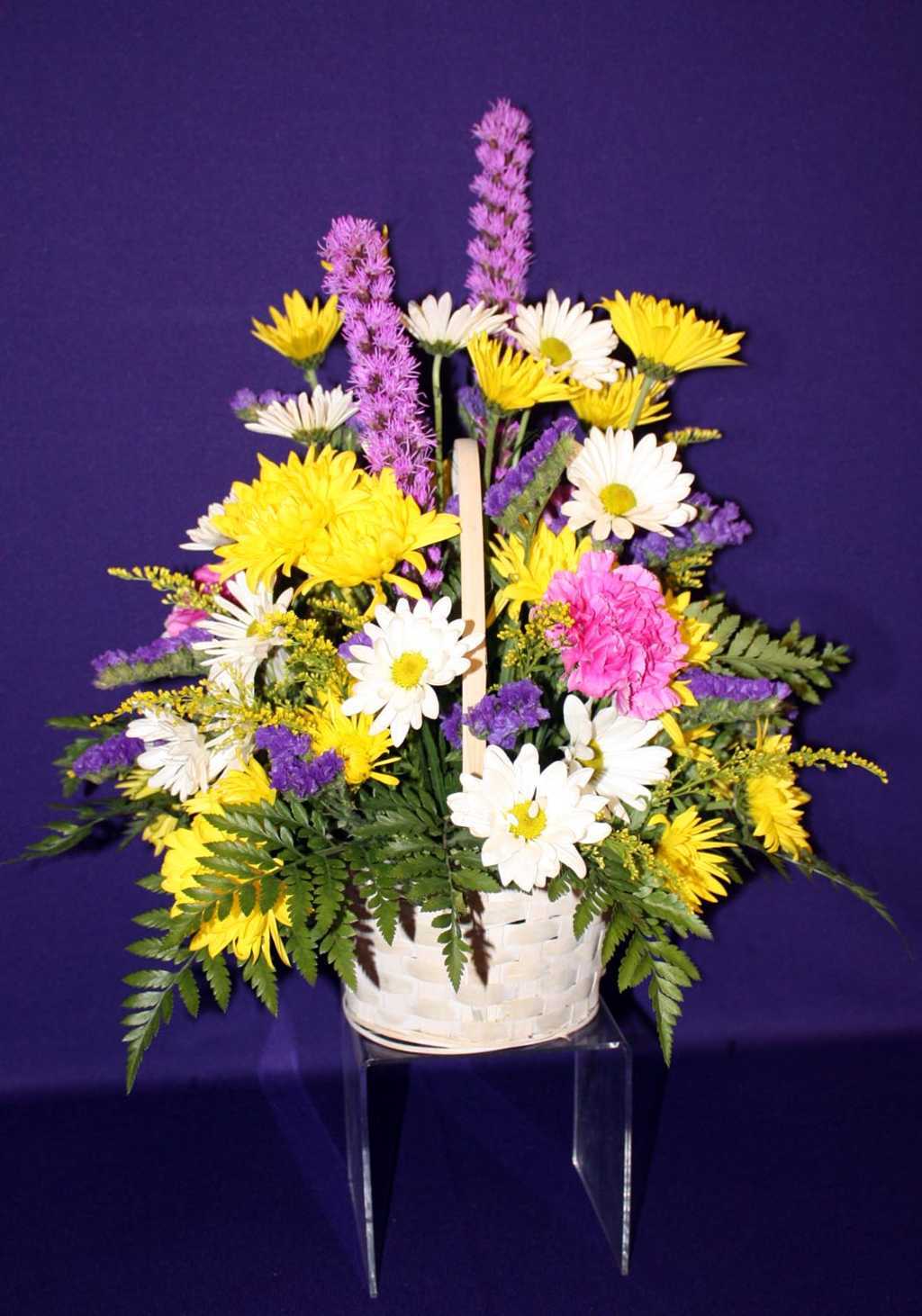 Floral Arrangements from the Mon Health Medical Center Gift Shop Mon